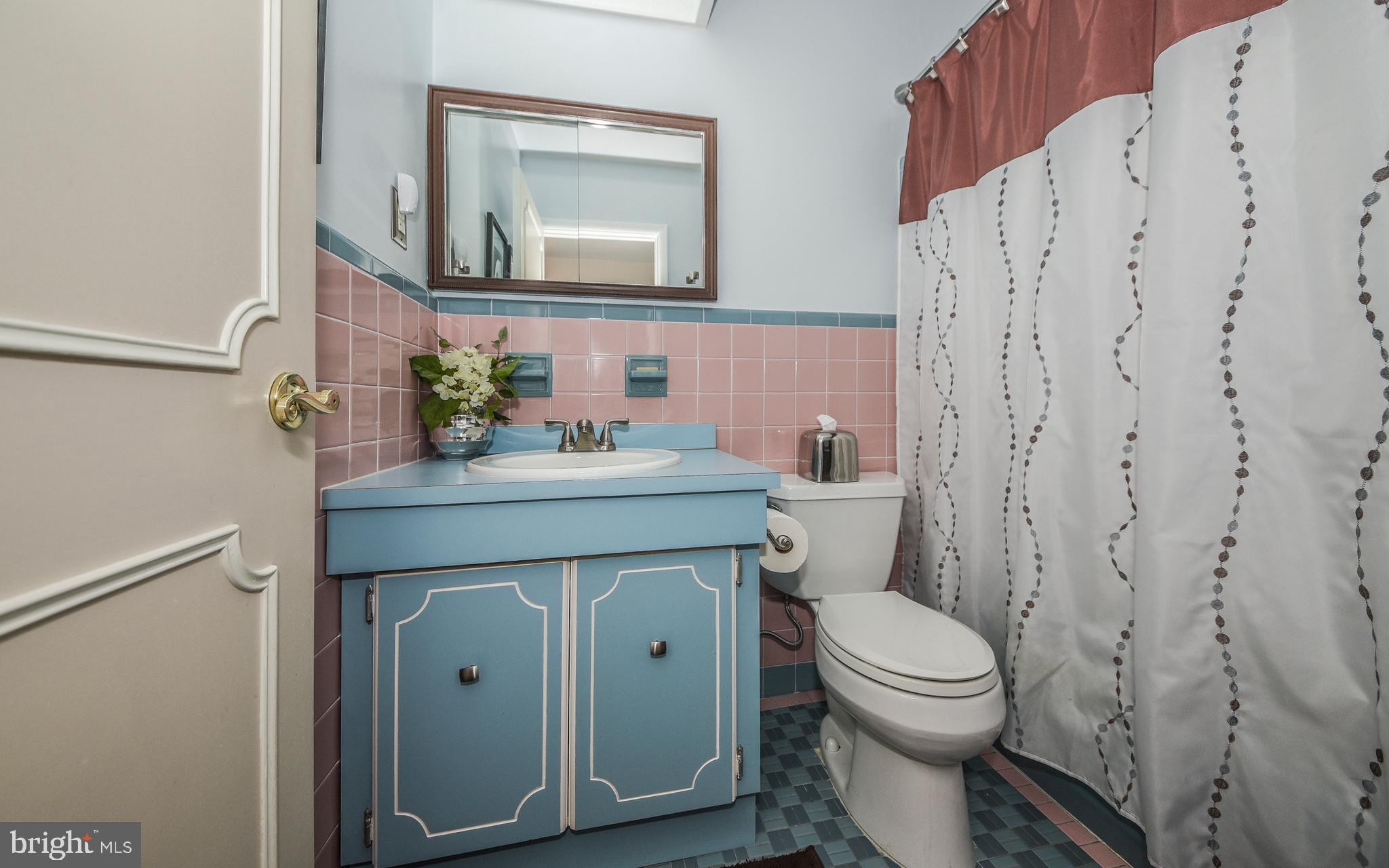 544 Hoyt Road Huntingdon Valley, PA 19006 - Photo 24 of 38