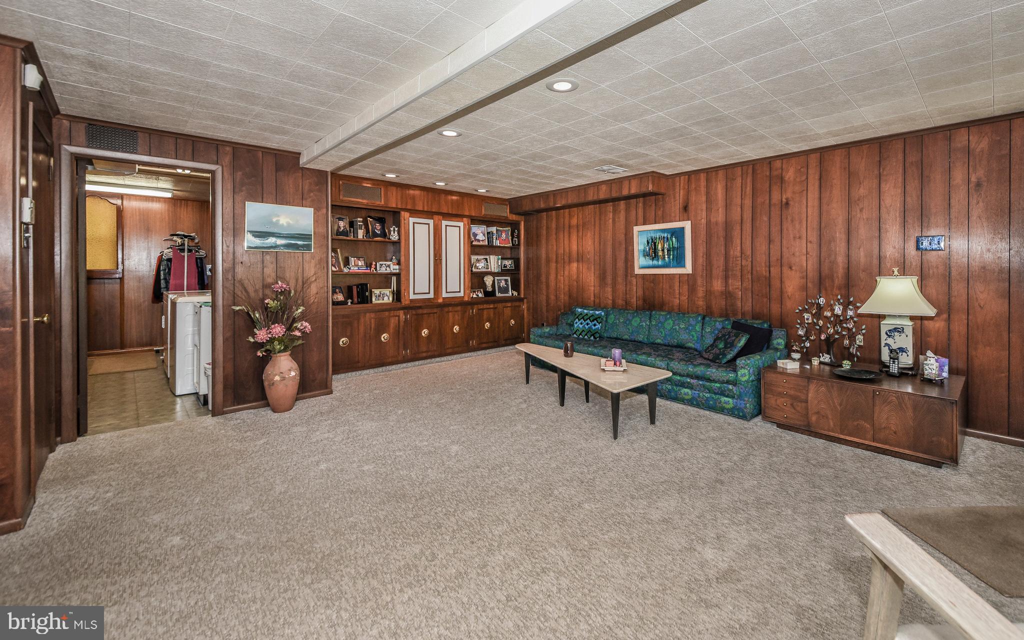 544 Hoyt Road Huntingdon Valley, PA 19006 - Photo 25 of 38