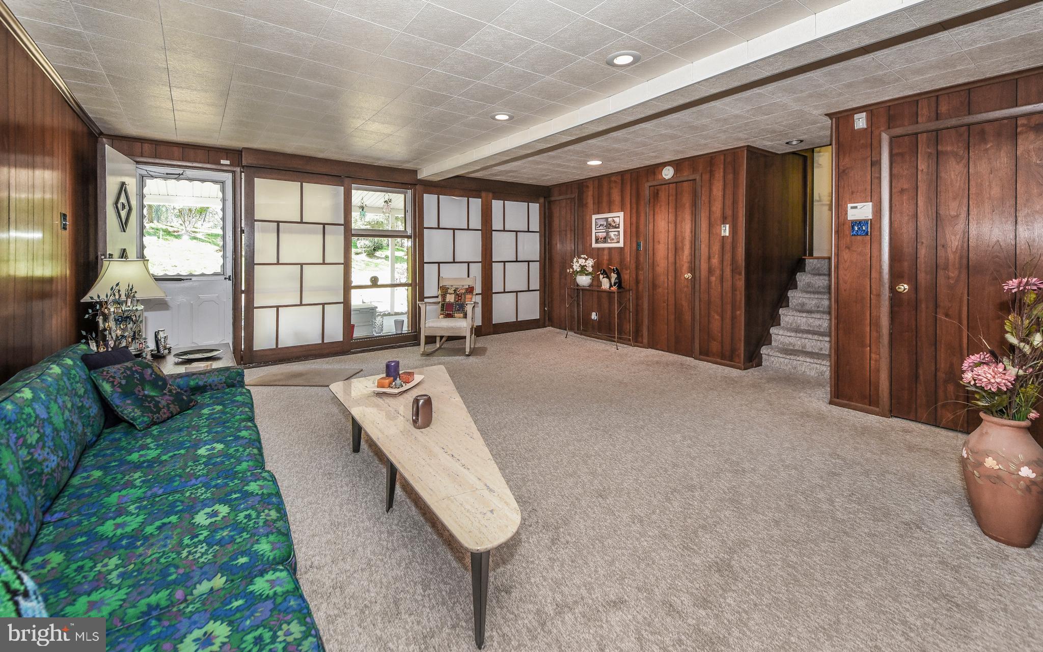 544 Hoyt Road Huntingdon Valley, PA 19006 - Photo 27 of 38
