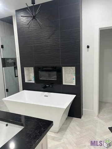 $1,485,000 | 18-19 Pirates Cove, Grand Isle, LA 70358