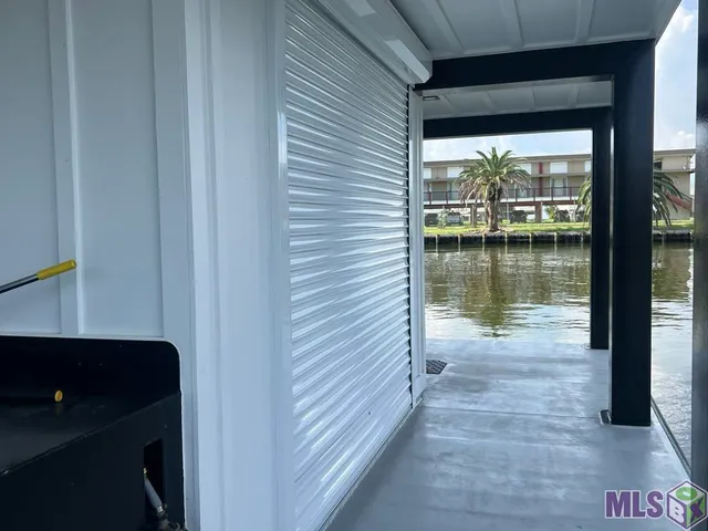 $1,485,000 | 18-19 Pirates Cove, Grand Isle, LA 70358