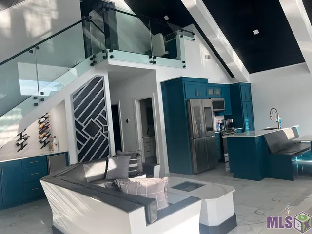 $1,485,000 | 18-19 Pirates Cove, Grand Isle, LA 70358