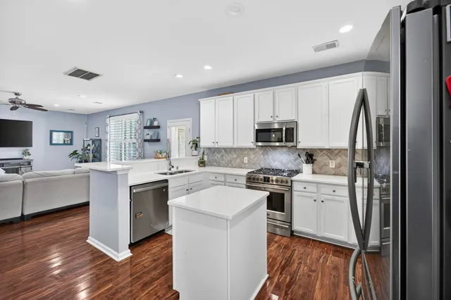 $3,900 | 3543 Franklin Tower Drive, Mount Pleasant, SC 29466