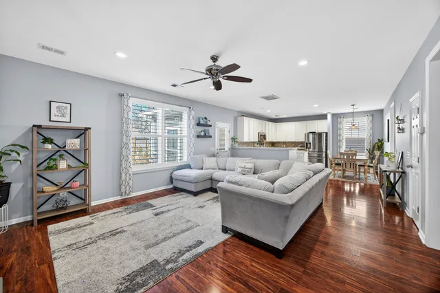 $3,900 | 3543 Franklin Tower Drive, Mount Pleasant, SC 29466