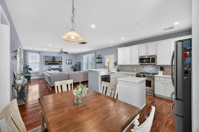 $3,900 | 3543 Franklin Tower Drive, Mount Pleasant, SC 29466