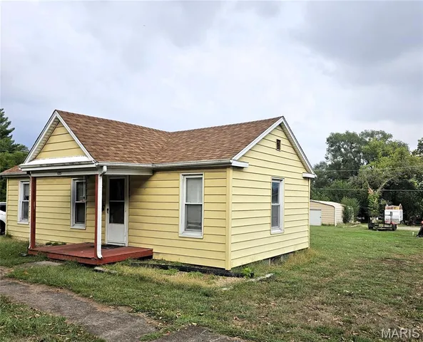 $58,500 | 123 North East Street, Hillsboro, IL 62049