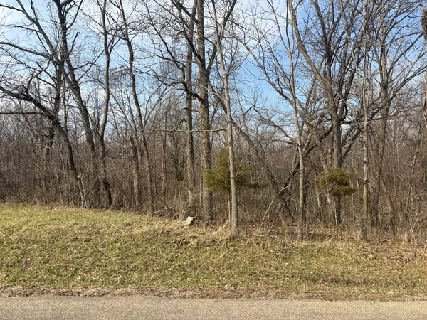 $2,500 | 1038 Hidden Valley Drive, Varna, IL 61375