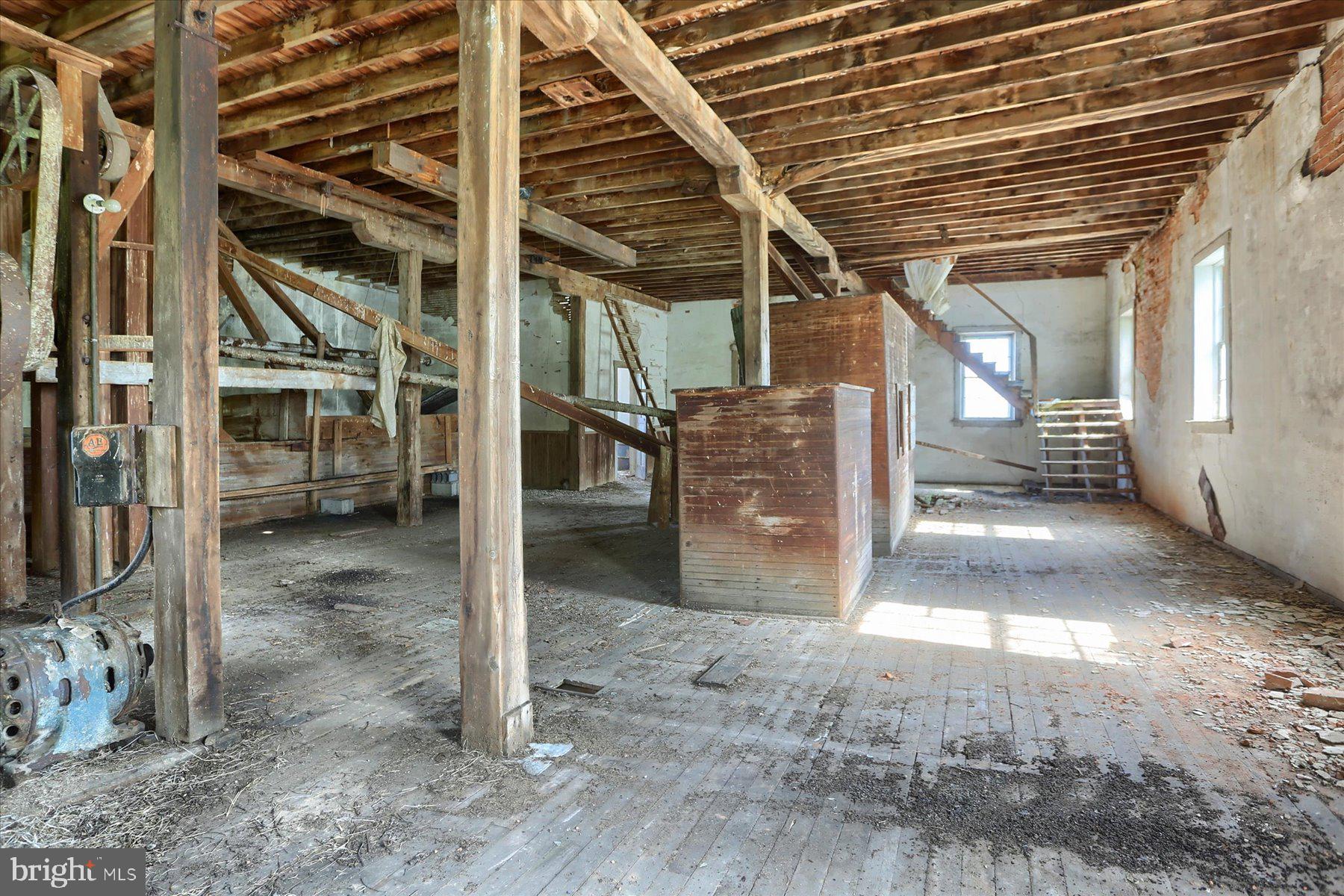 1209 Mill Road Selinsgrove, PA 17870 - Photo 9 of 18