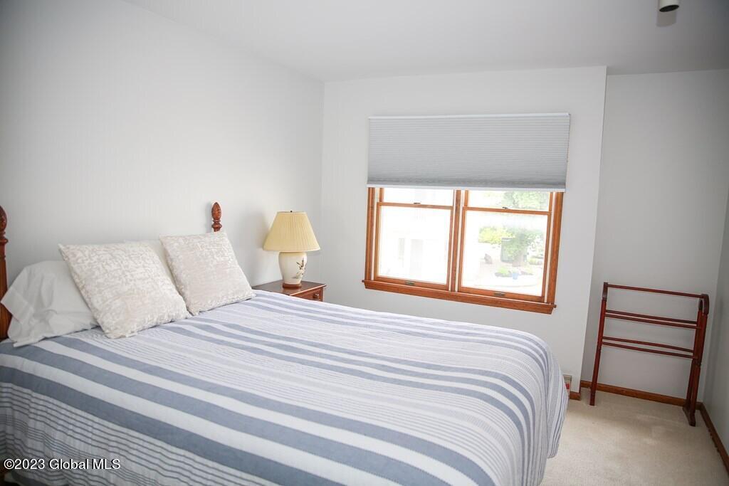 33 Edgewater Estates Plattsburgh, NY 12901 - Photo 17 of 32 guest