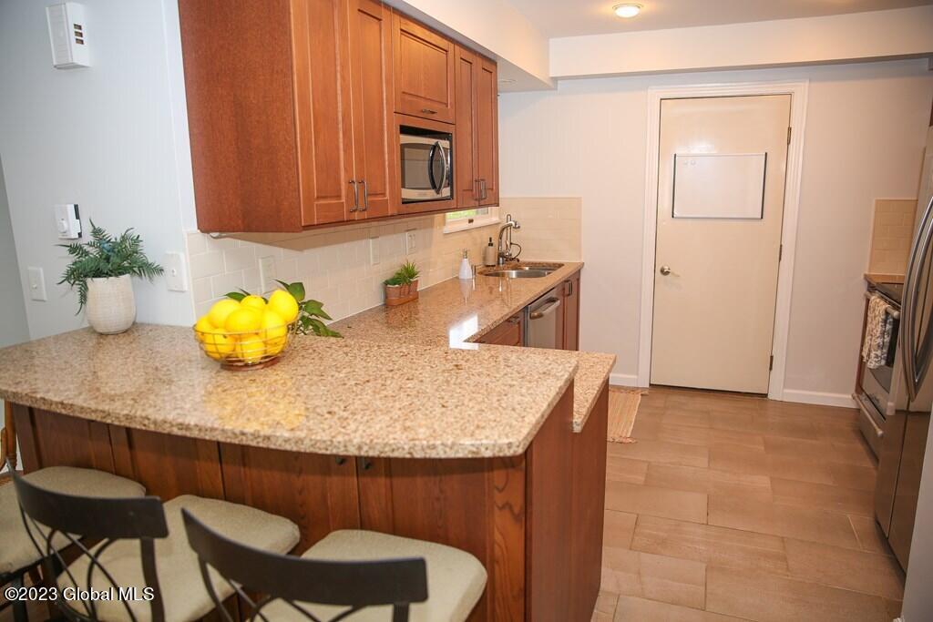 33 Edgewater Estates Plattsburgh, NY 12901 - Photo 7 of 32 main fl 3