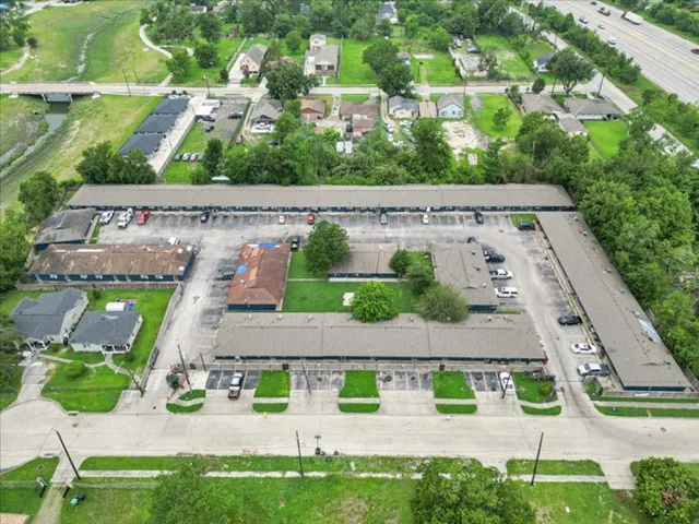 $990 | 5117 Lavender Street, Unit 5135, Houston, TX 77026