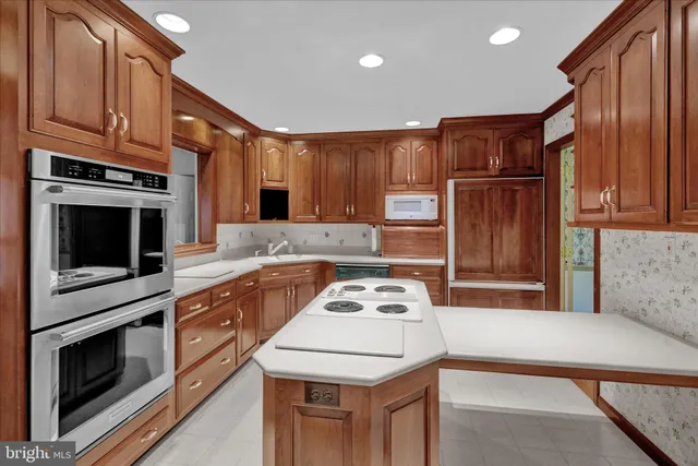 a view of an entryway with staircase