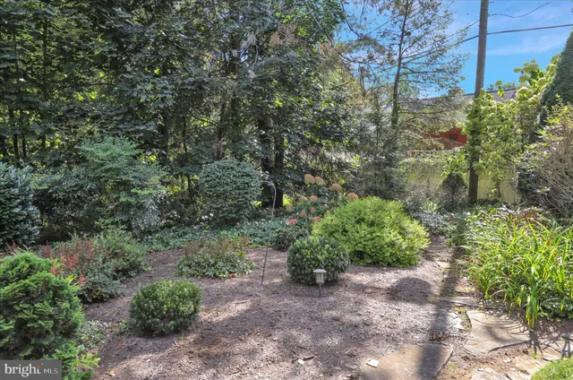 $529,900 | 62 Oak Lane, Lancaster, PA 17603