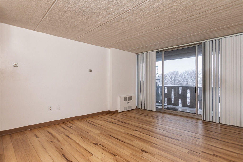 200 Swanton Street, Unit 408 Winchester, MA 01890 - Photo 2 of 8