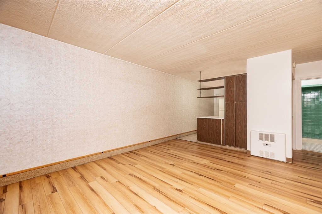 200 Swanton Street, Unit 408 Winchester, MA 01890 - Photo 4 of 8