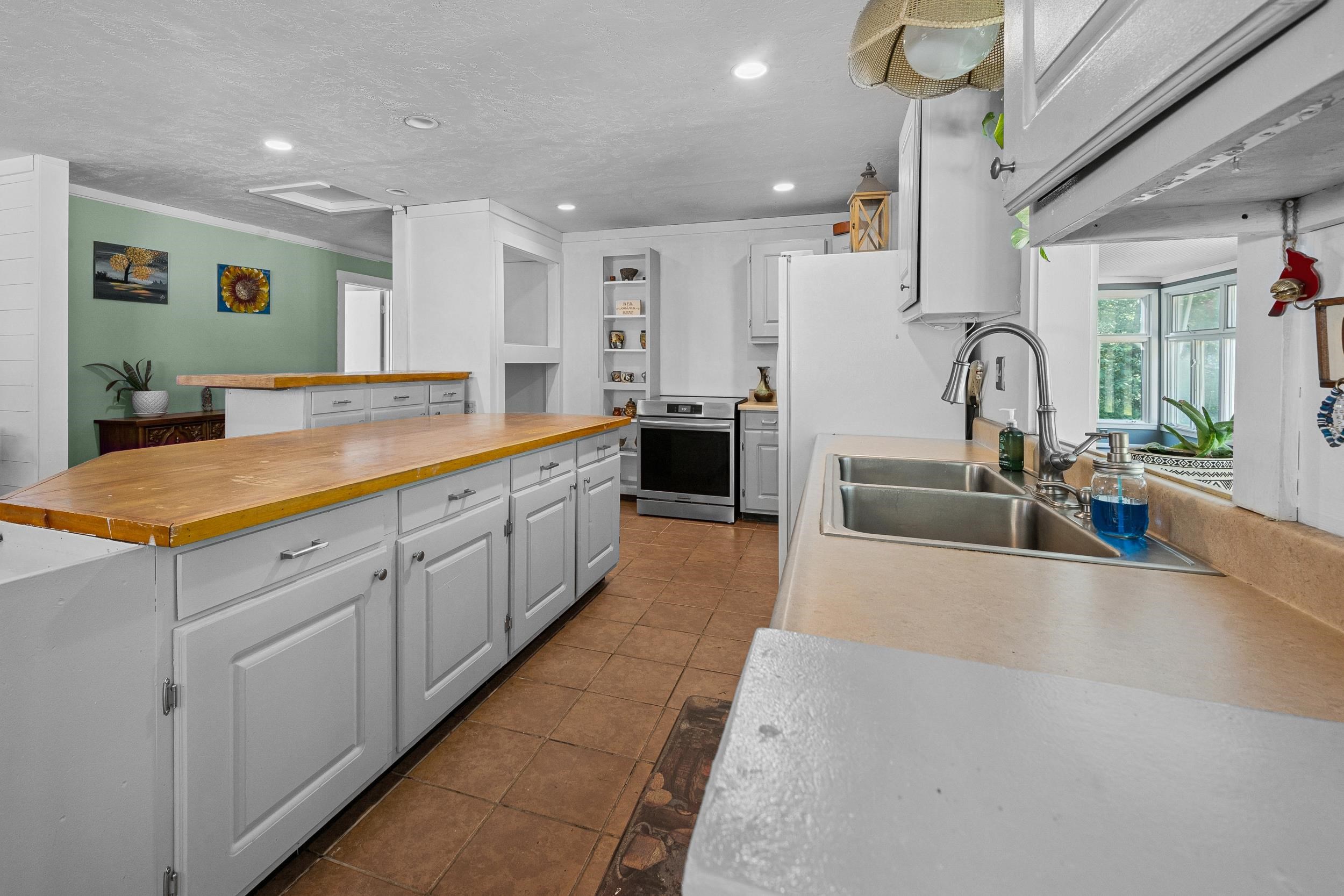 41 Linden Road Conway, NH 03860 - Photo 9 of 42