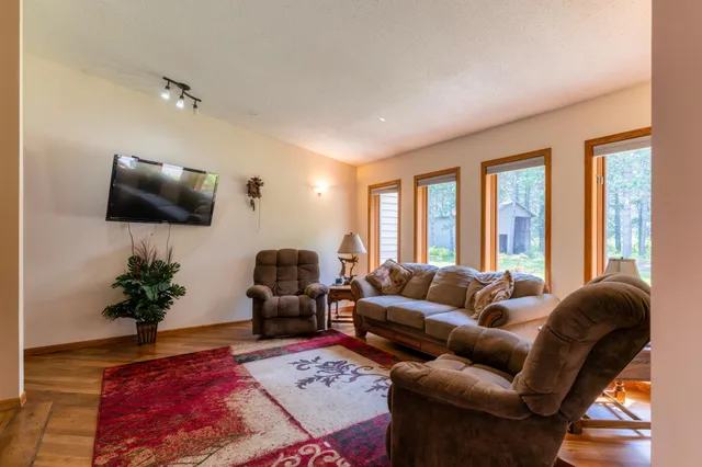 $389,500 | 2497 Grange Road Northwest, Bemidji, MN 56601