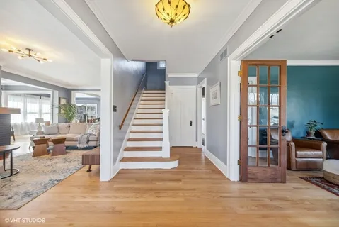 $999,900 | 446 6th Avenue, La Grange, IL 60525
