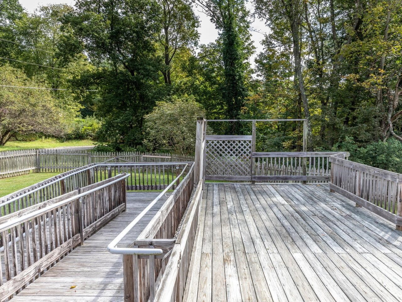 37 Skyview Drive Jericho, VT 05465 - Photo 23 of 40