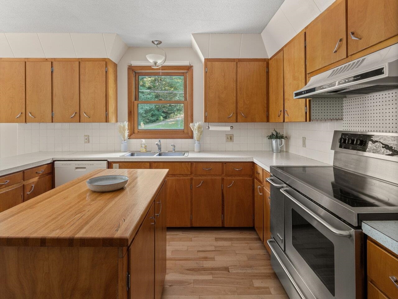 37 Skyview Drive Jericho, VT 05465 - Photo 24 of 40