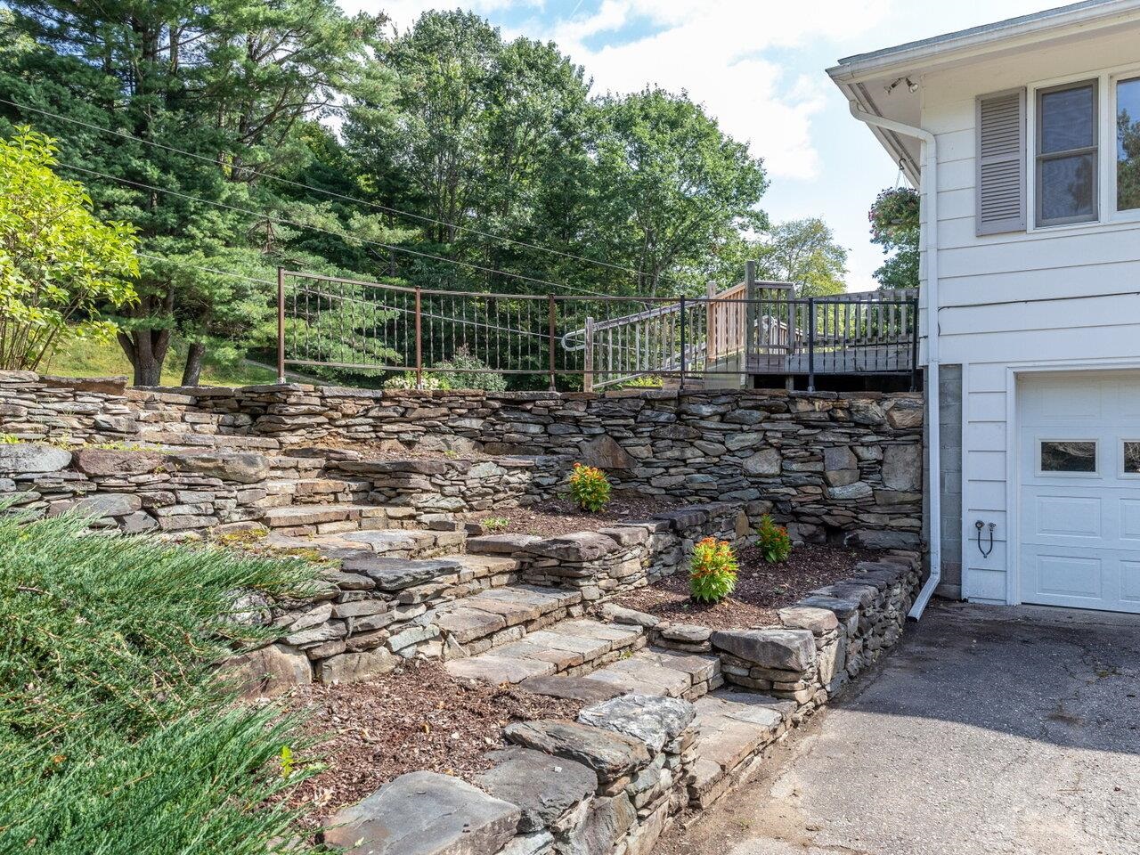 37 Skyview Drive Jericho, VT 05465 - Photo 31 of 40