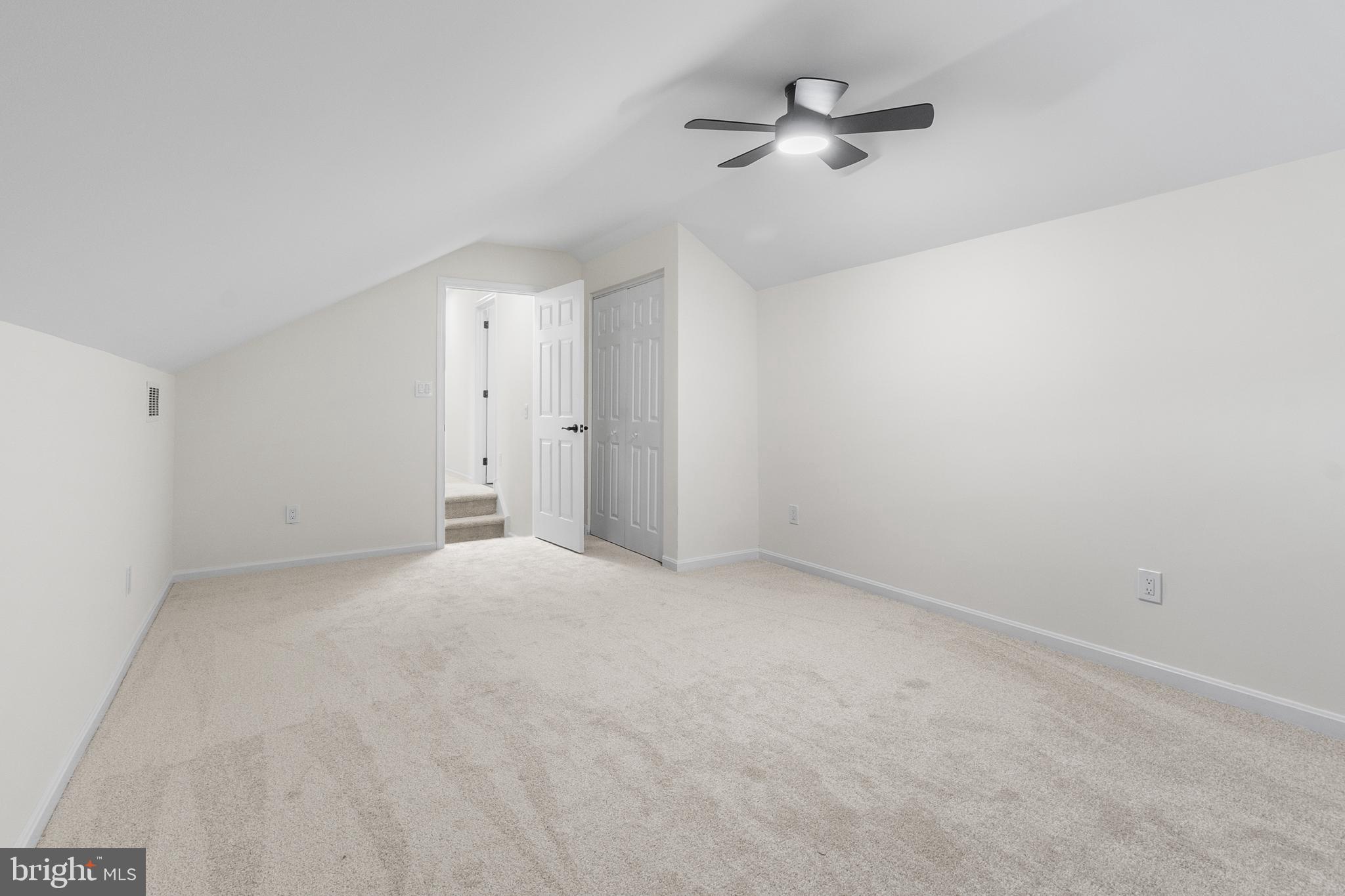 210 West Silver Fox Road Newark, DE 19702 - Photo 22 of 43 wooden floor in an empty room