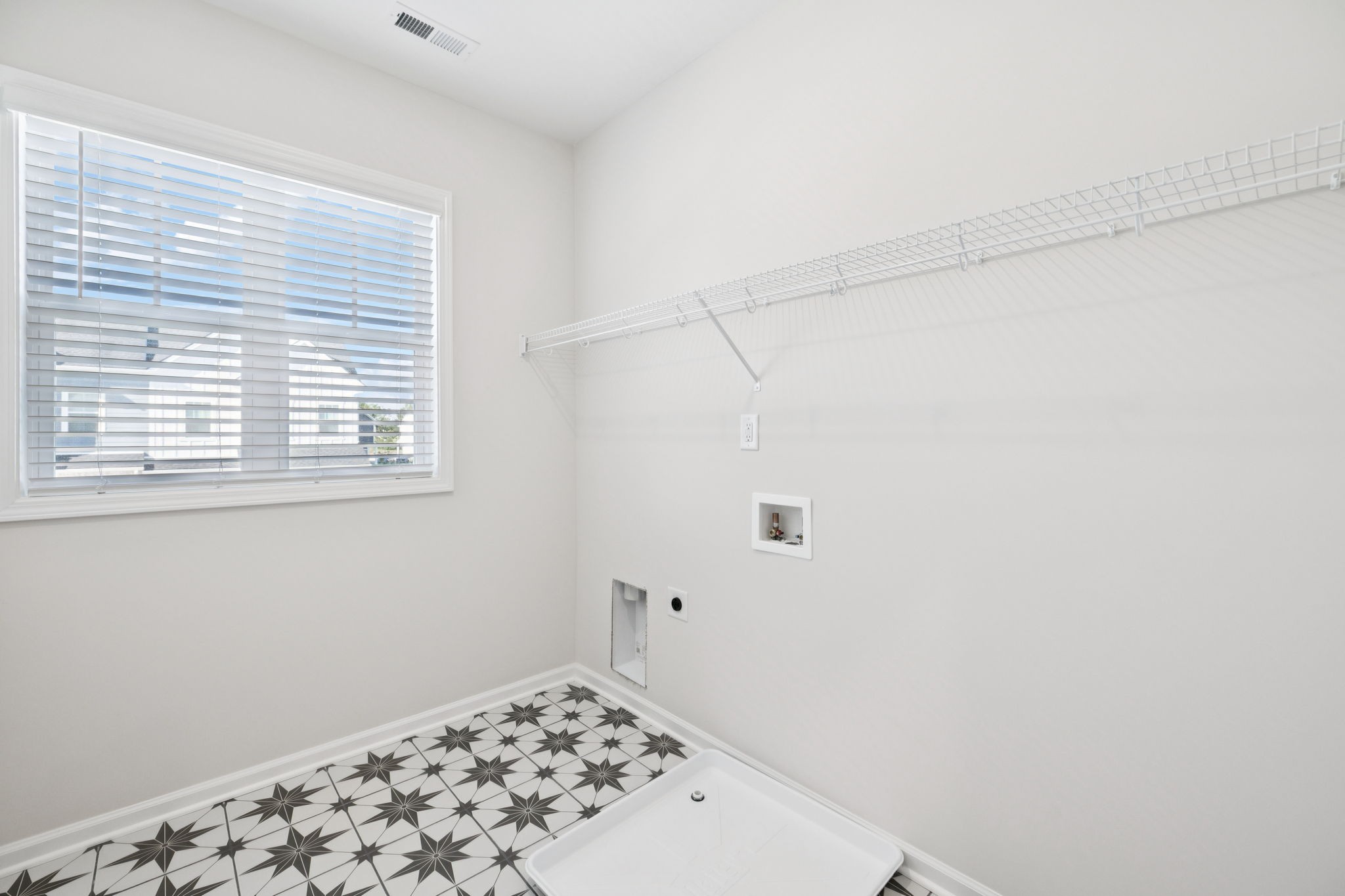 349 Carver Connection Lebanon, TN 37087 - Photo 12 of 24 a view of a small space with a window