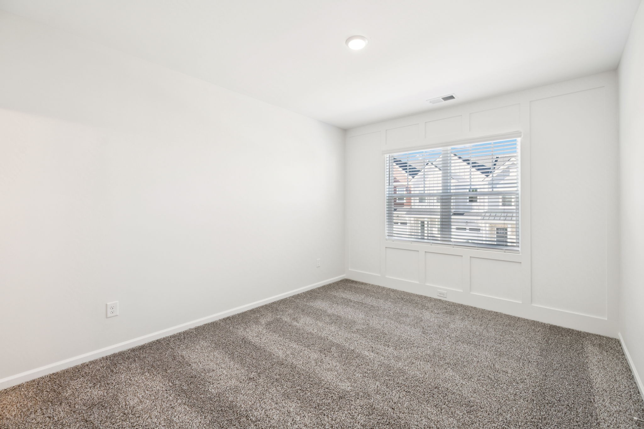 349 Carver Connection Lebanon, TN 37087 - Photo 14 of 24 an empty room with windows