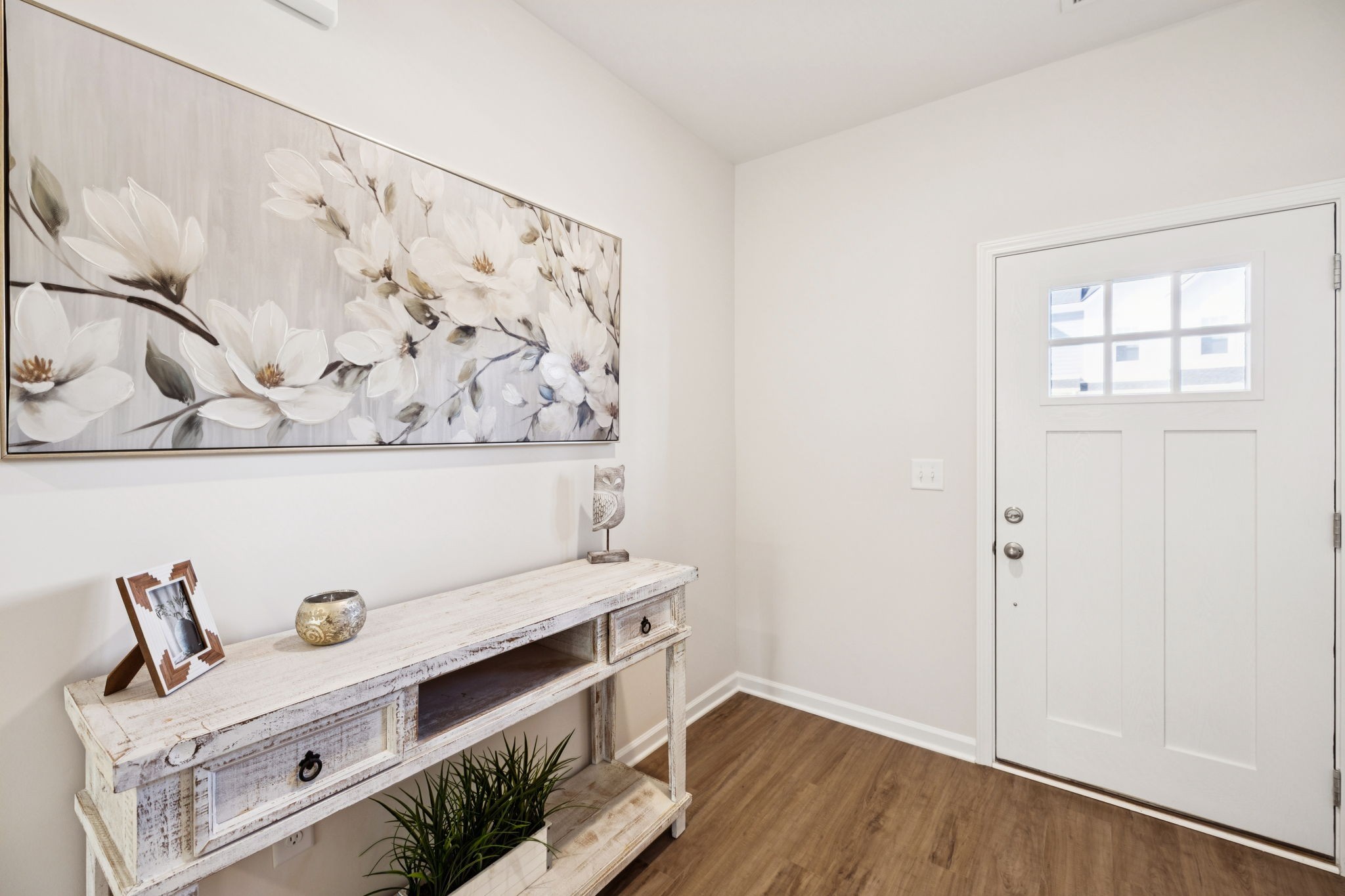 349 Carver Connection Lebanon, TN 37087 - Photo 3 of 24 a view of an entryway with wooden floor