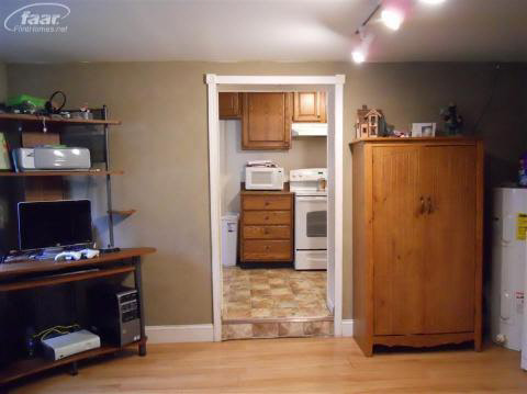 2451 North Elba Road Lapeer, MI 48446 - Photo 4 of 10 20166274-3.JPG