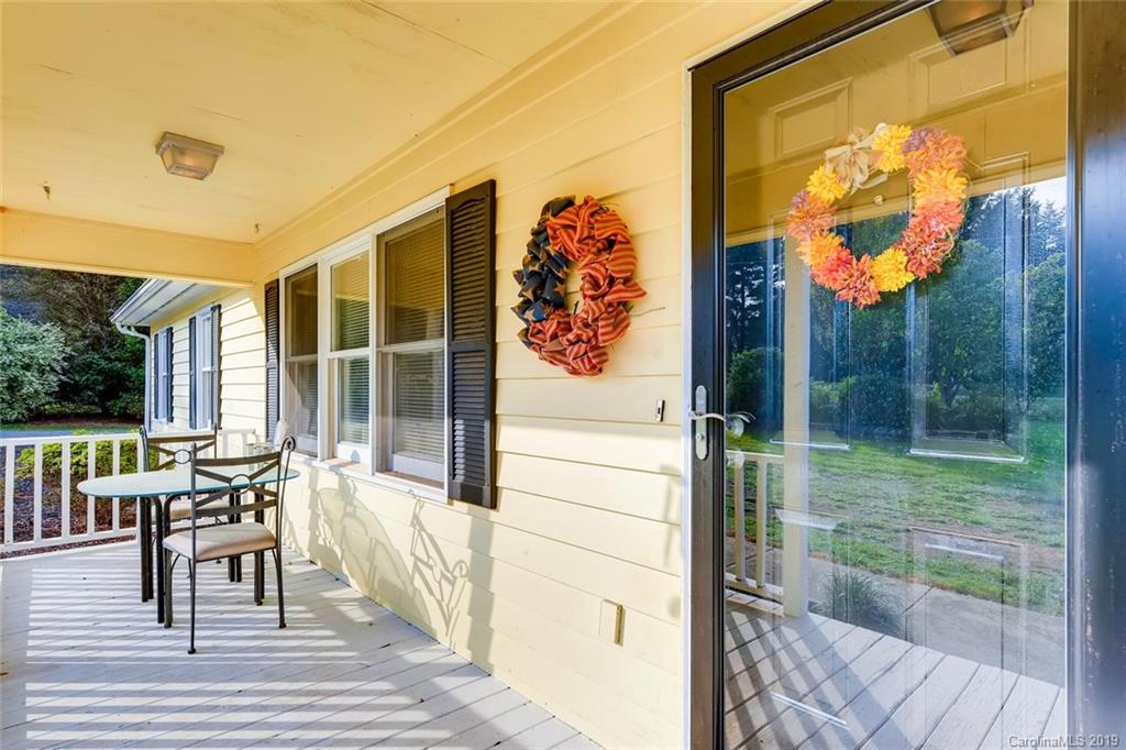 125 Pear Tree Road Troutman, NC 28166 - Photo 3 of 28 Gallery Image 3