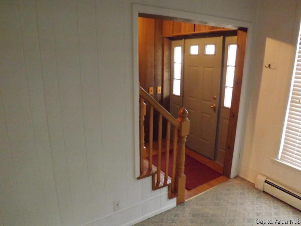 232 North Pilot Street Oneida, IL 61467 - Photo 15 of 23 Gallery Image 15