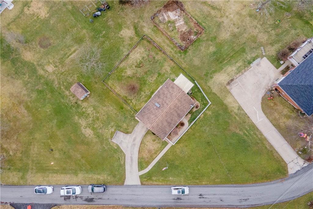 1373 Clifton Road Washington, PA 15301 - Photo 11 of 38 Gallery Image 11