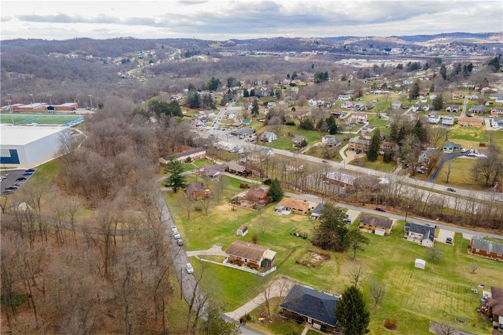 1373 Clifton Road Washington, PA 15301 - Photo 12 of 38 Gallery Image 12