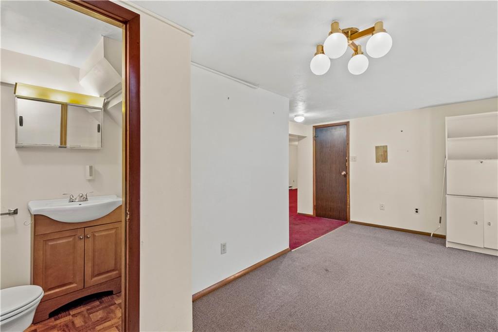 1373 Clifton Road Washington, PA 15301 - Photo 31 of 38 Gallery Image 31