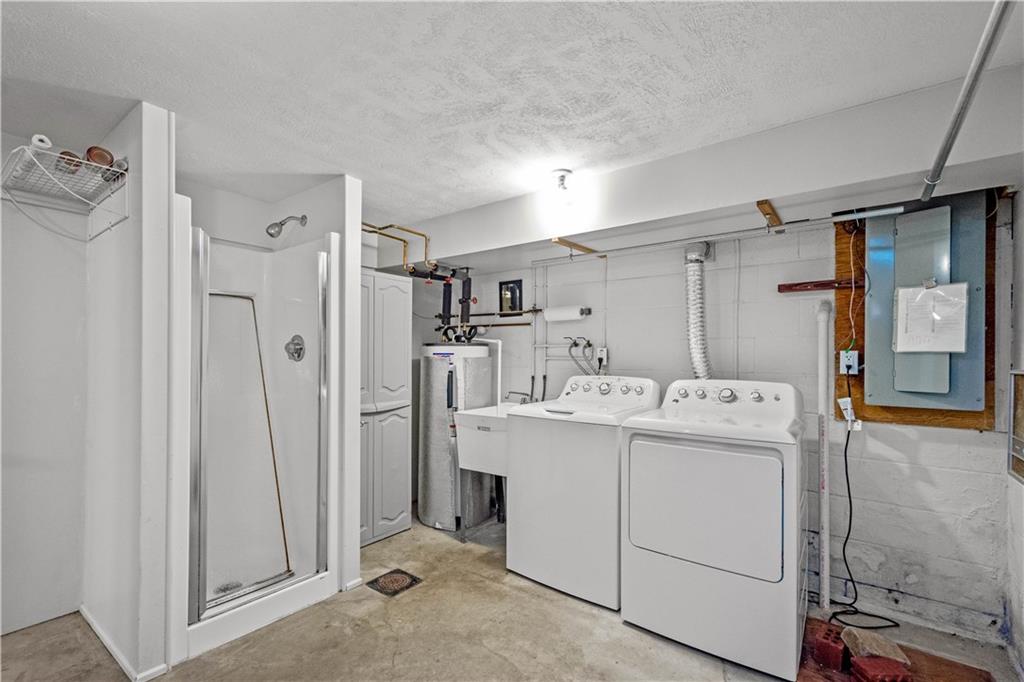 1373 Clifton Road Washington, PA 15301 - Photo 34 of 38 Gallery Image 34