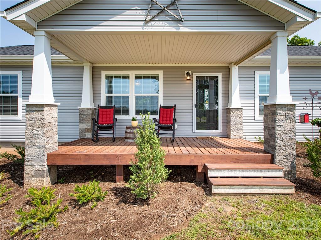 355 Misty Road Harmony, NC 28634 - Photo 1 of 40 Gallery Image 1