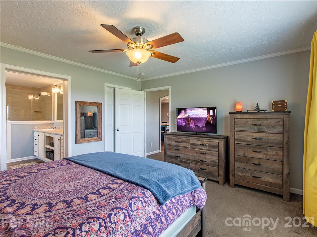 355 Misty Road Harmony, NC 28634 - Photo 14 of 40 Gallery Image 14