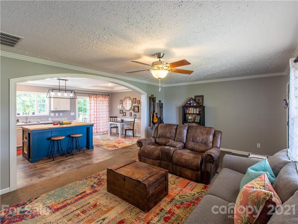 355 Misty Road Harmony, NC 28634 - Photo 7 of 40 Gallery Image 7