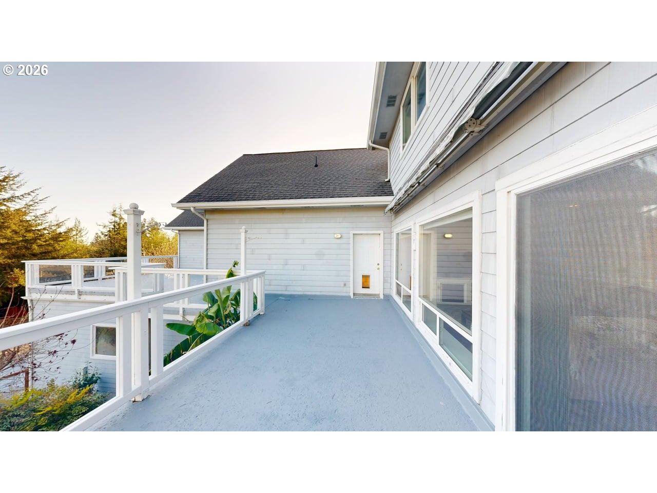 865 Jodee Lane Brookings, OR 97415 - Photo 29 of 41 Bathroom