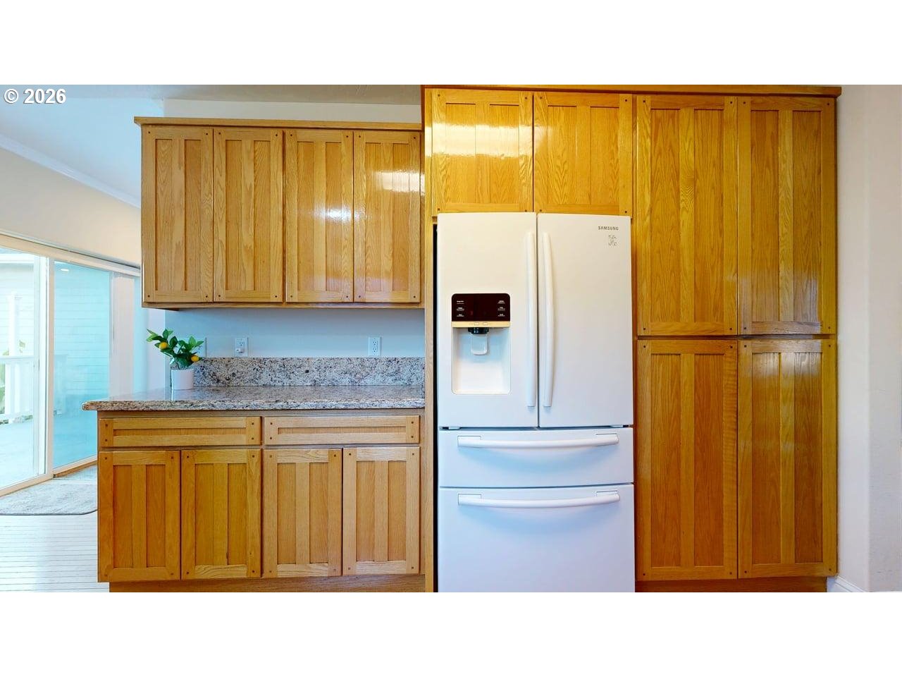865 Jodee Lane Brookings, OR 97415 - Photo 9 of 41 Kitchen