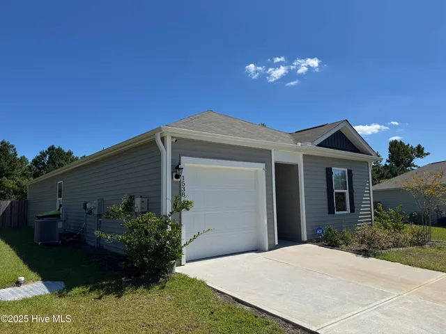 $325,000 | 1538 King Lucius Way Southeast, Bolivia, NC 28422