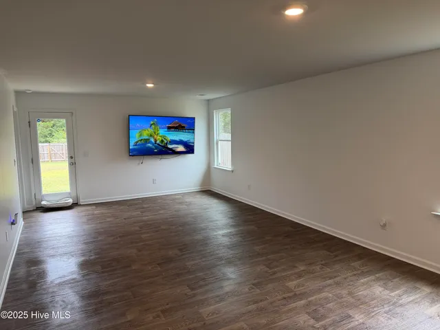 $325,000 | 1538 King Lucius Way Southeast, Bolivia, NC 28422