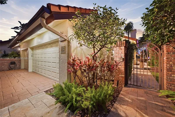 $11,500 | 21944 Town Pl Drive, Boca Raton, FL 33433