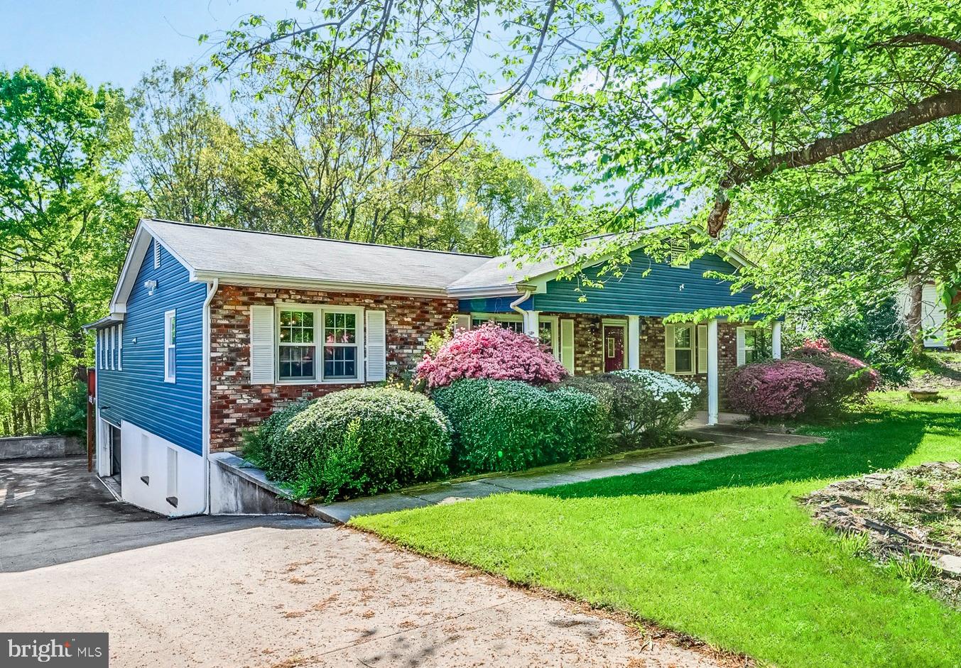 714 Hope Road Stafford, VA 22554 - Photo 2 of 19 Gallery Image 2