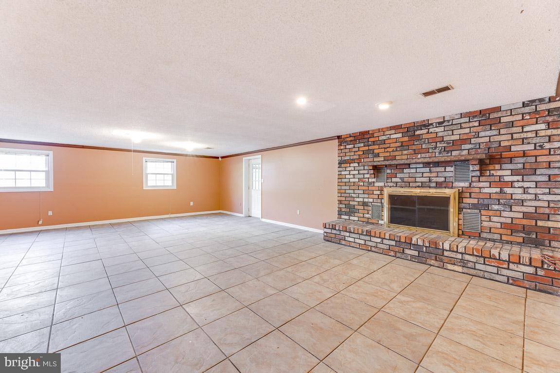 714 Hope Road Stafford, VA 22554 - Photo 16 of 19 Gallery Image 16