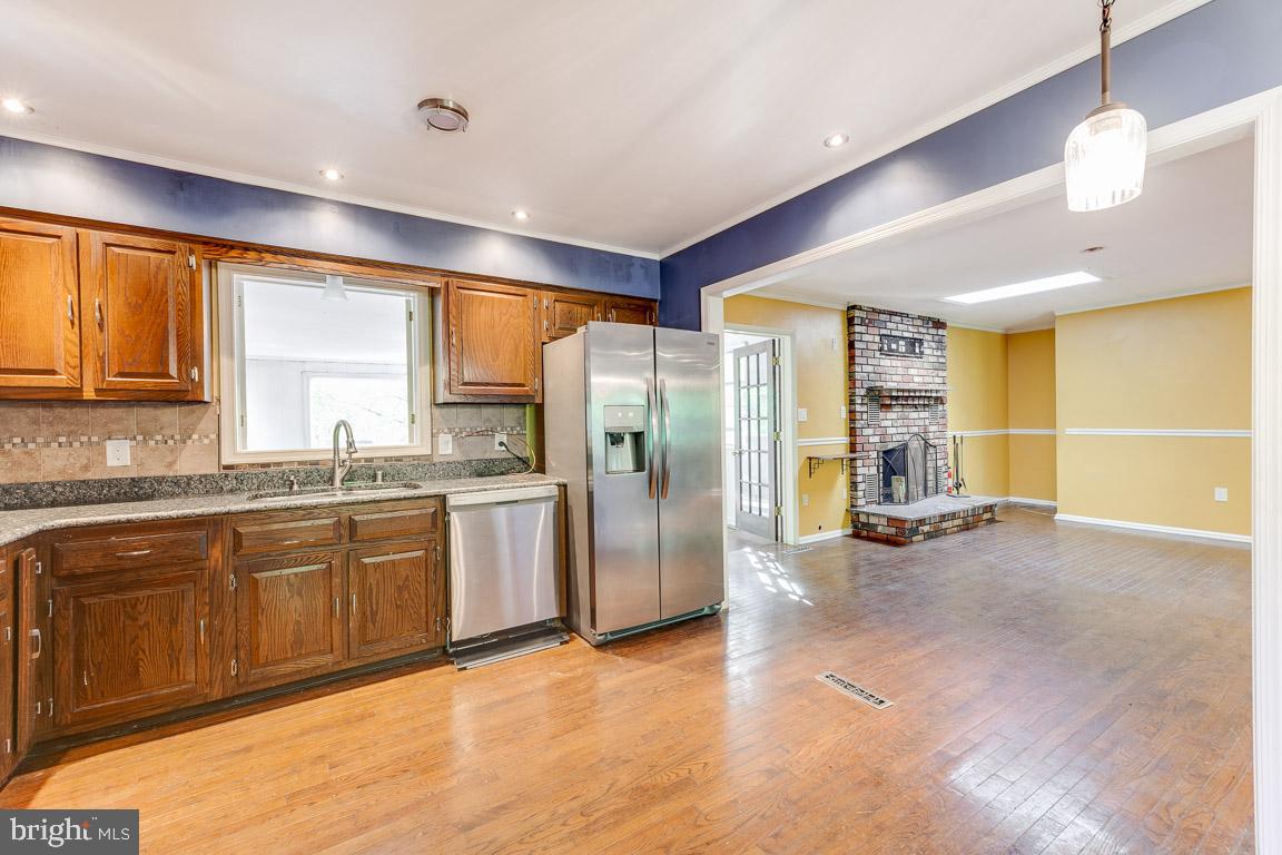 714 Hope Road Stafford, VA 22554 - Photo 9 of 19 Gallery Image 9