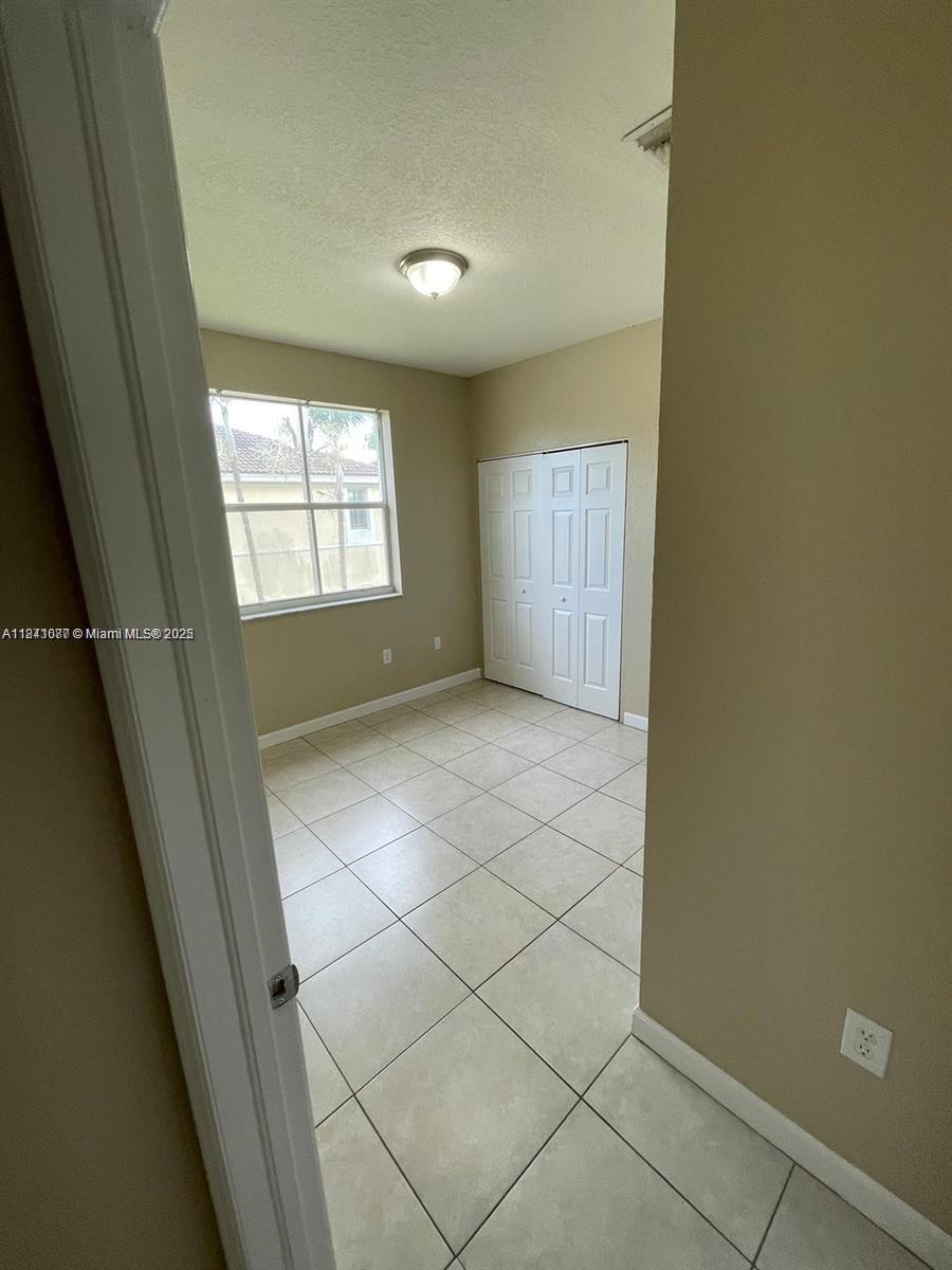 1666 Southeast 27th Court, Unit 208 Homestead, FL 33035 - Photo 11 of 26