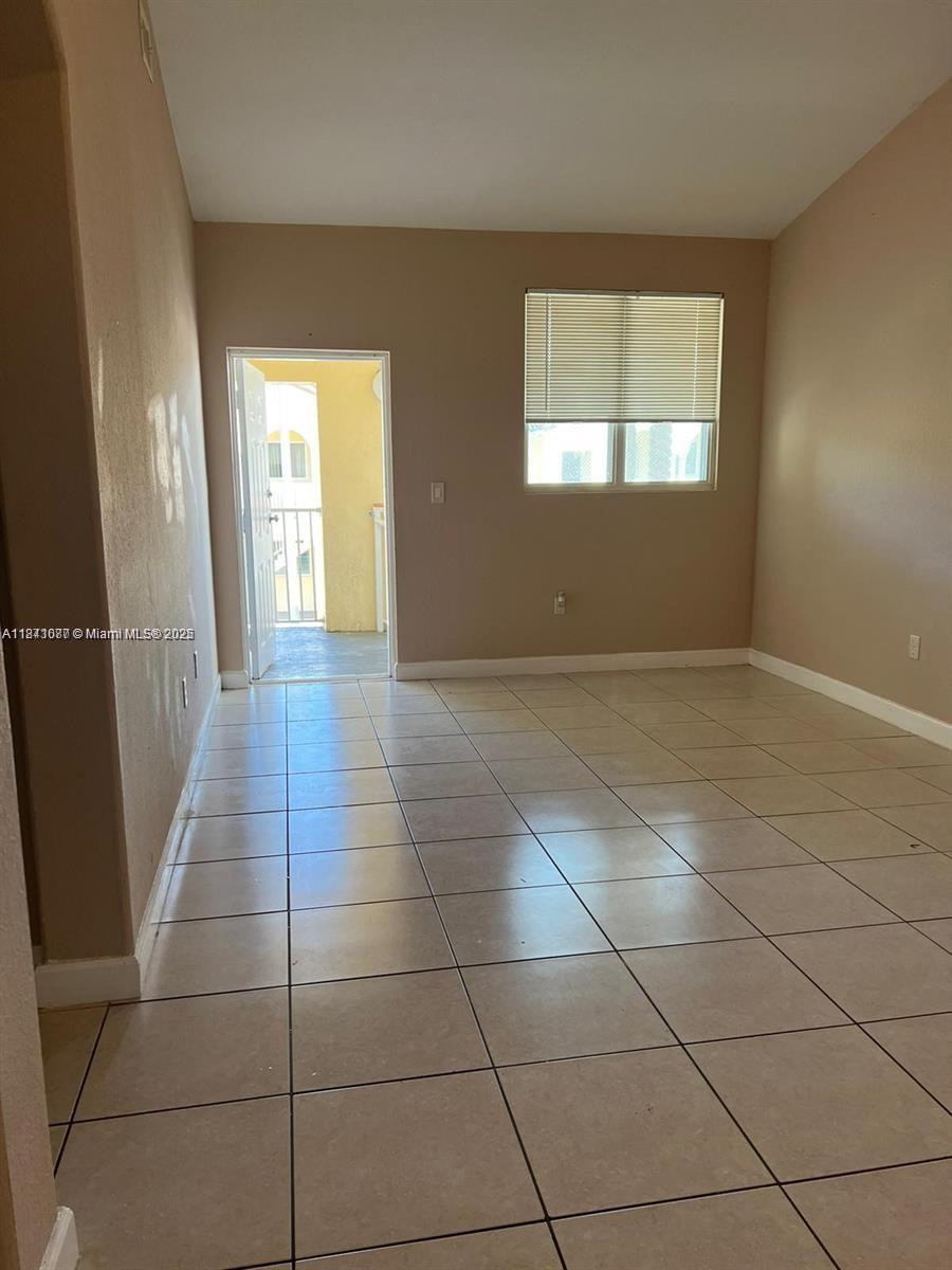 1666 Southeast 27th Court, Unit 208 Homestead, FL 33035 - Photo 14 of 26