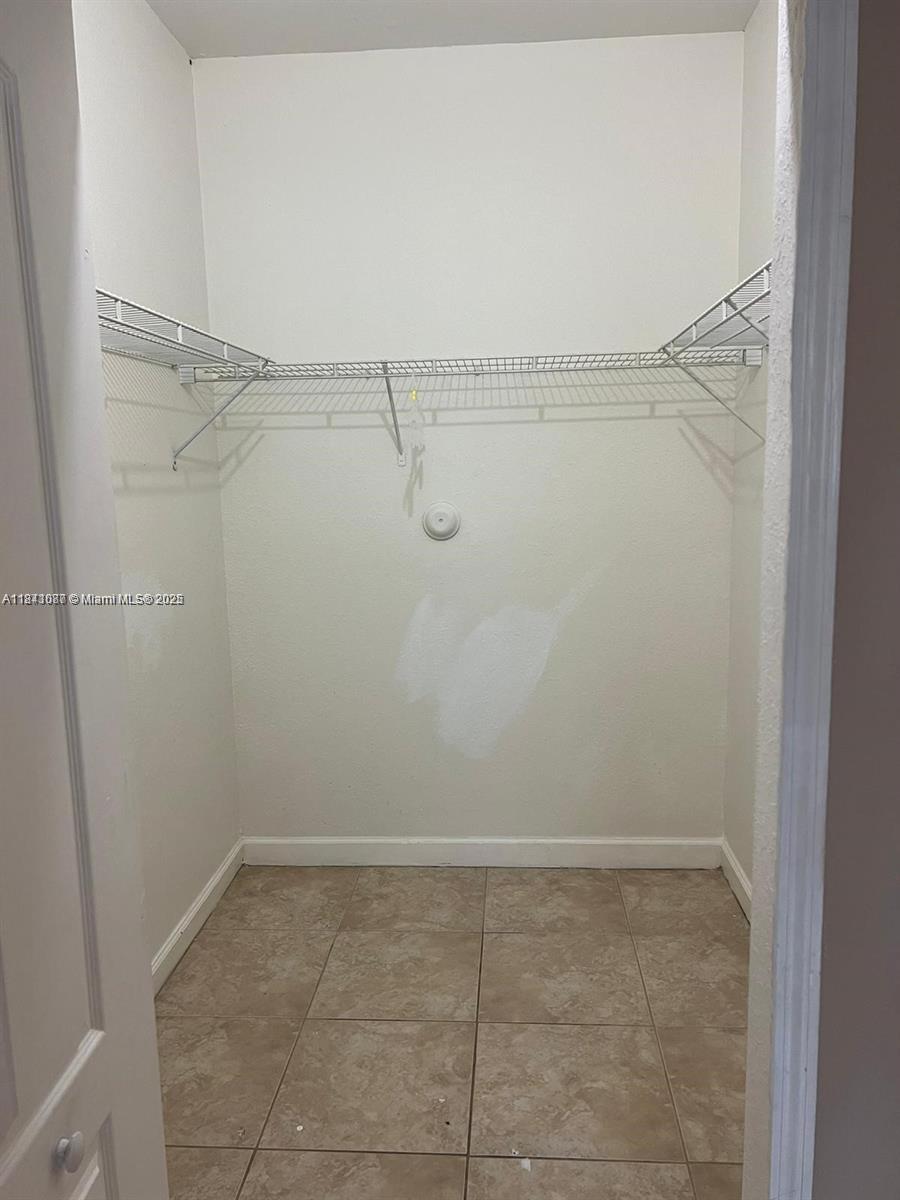 1666 Southeast 27th Court, Unit 208 Homestead, FL 33035 - Photo 15 of 26